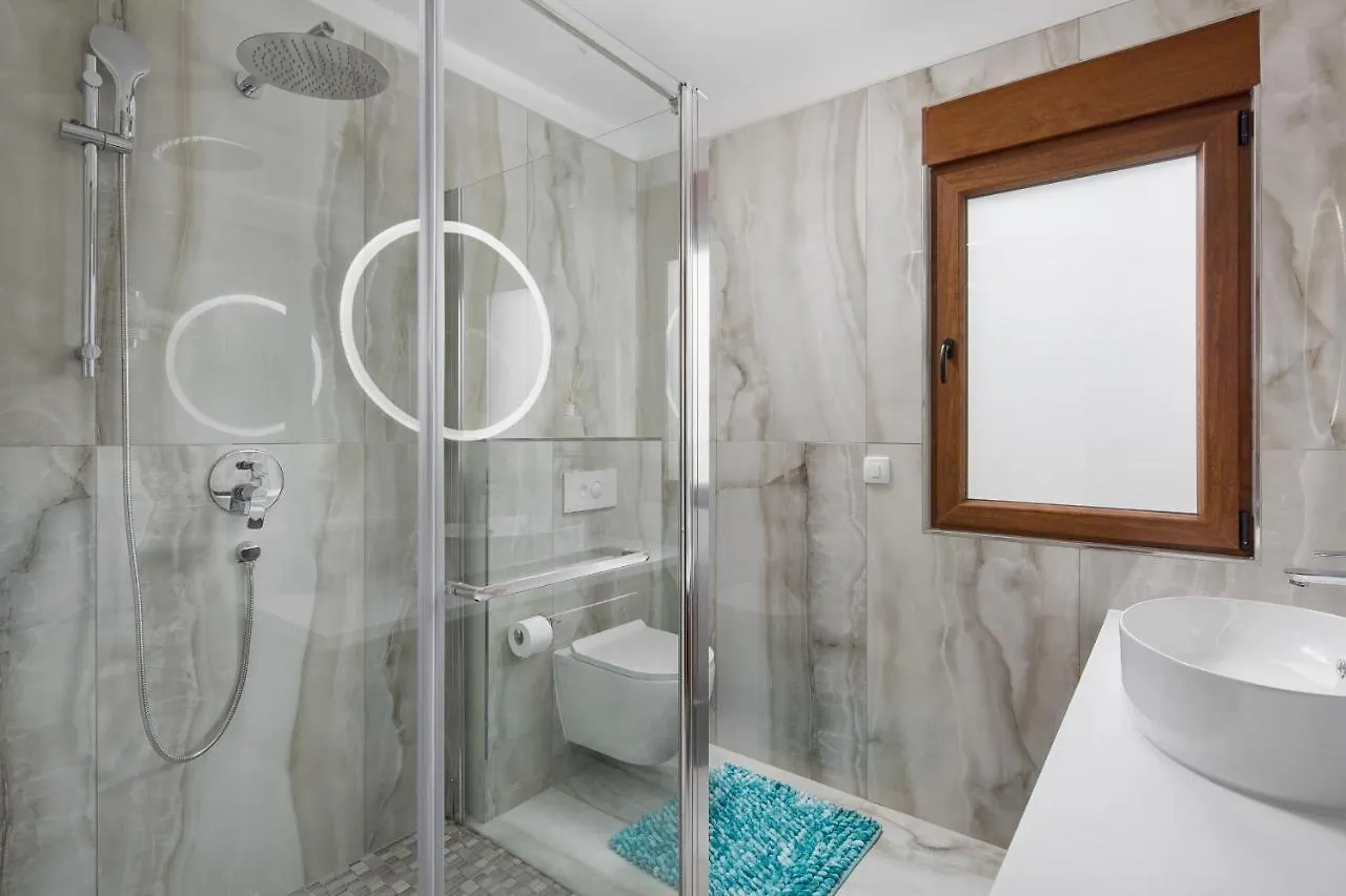 Malibu Eclipse Villa Vir